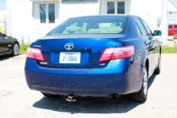 Toyota Camry LE 2009 full