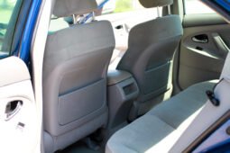 Toyota Camry LE 2009 full