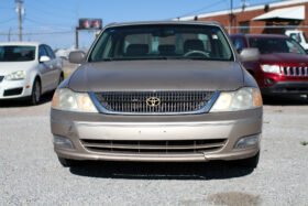 Toyota Avalon XLS 2000