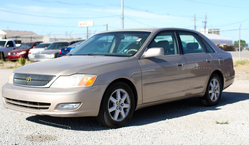 Toyota Avalon XLS 2000 full