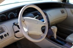 Toyota Avalon XLS 2000 full