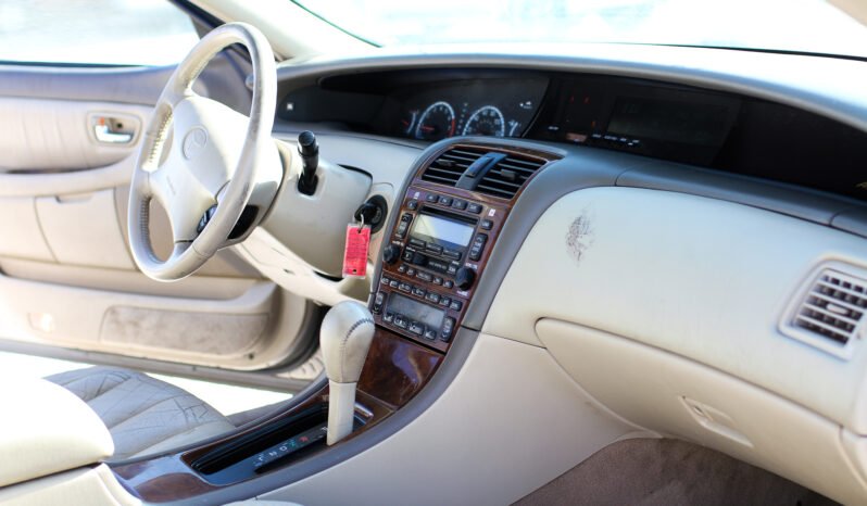 Toyota Avalon XLS 2000 full