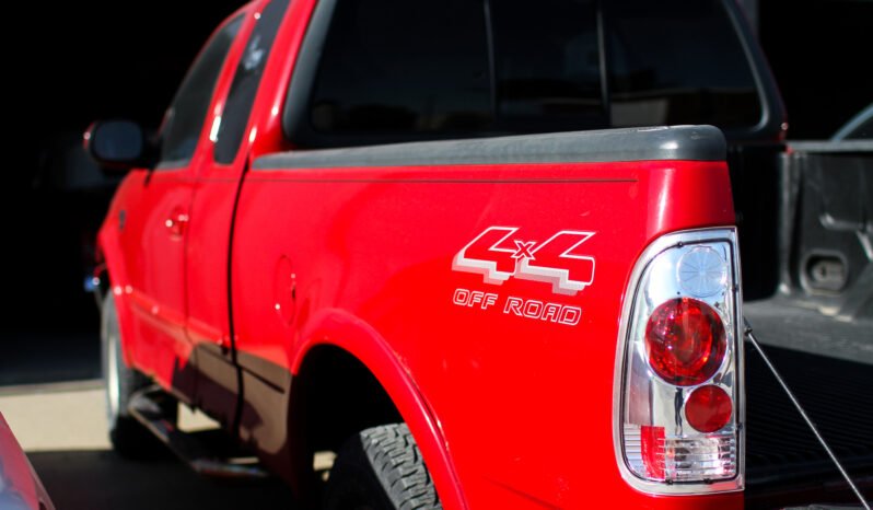 Ford F-150 2000 full