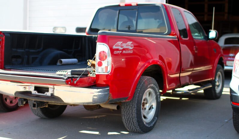 Ford F-150 2000 full