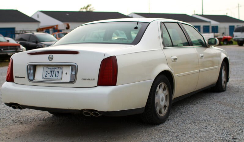Cadillac DeVille 2001 full
