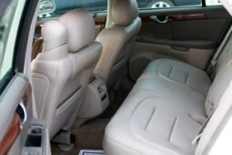Cadillac DeVille 2001 full
