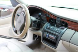 Cadillac DeVille 2001 full