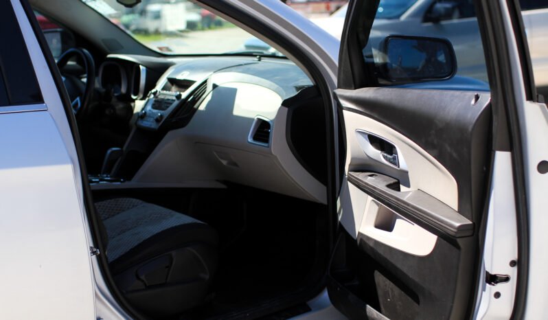 Chevrolet Equinox LS 2011 full
