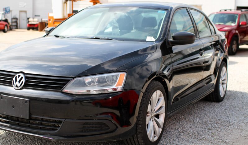 Volkswagen Jetta 2011 full