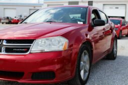 Dodge Avenger SE 2013 full