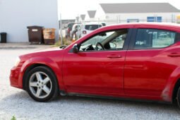 Dodge Avenger SE 2013 full