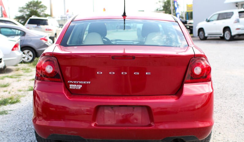 Dodge Avenger SE 2013 full