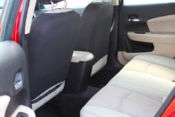 Dodge Avenger SE 2013 full