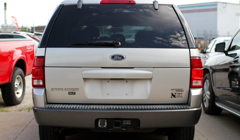 Ford Explorer XLT 2005 full