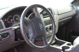 Ford Explorer XLT 2005 full