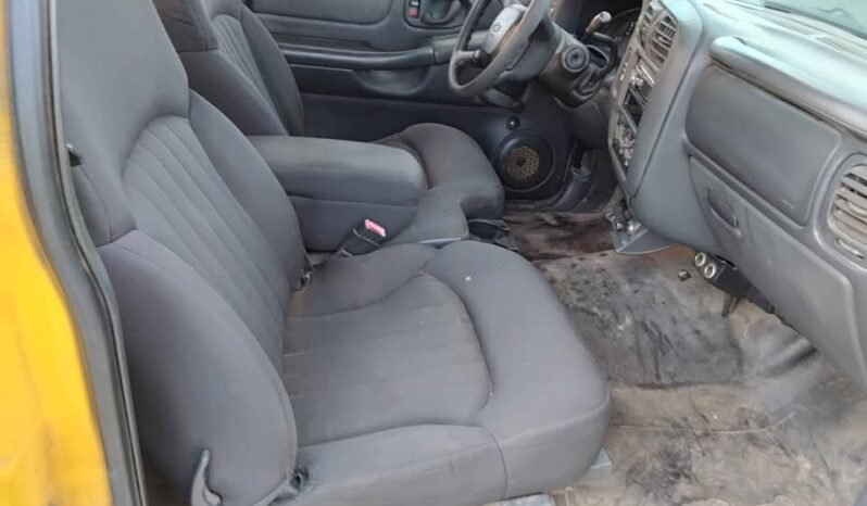 2003 Chevrolet S10 Regular Cab LS Pickup 2DR 6FT full