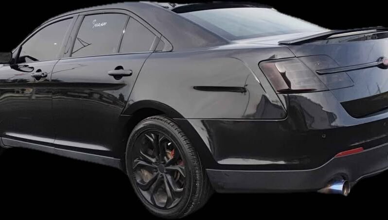 2015 Ford Taurus SHO Sedan 4DR full