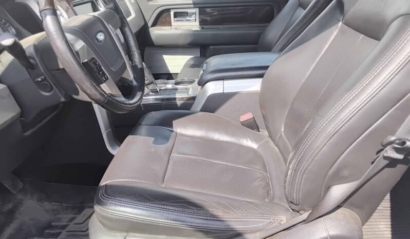 2013 Ford F150 Supercrew Cab Platinum Pickup 4DR 5 1/2 FT full